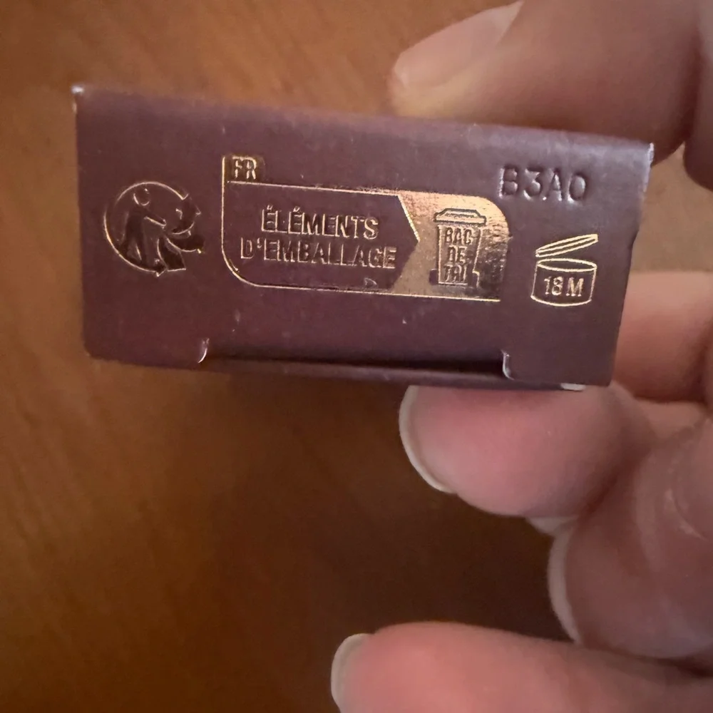 ❤️ 3/$25 CHARLOTTE TILBURY MATTE REVOLUTION DELUXE LIPSTICK - PILLOW TALK